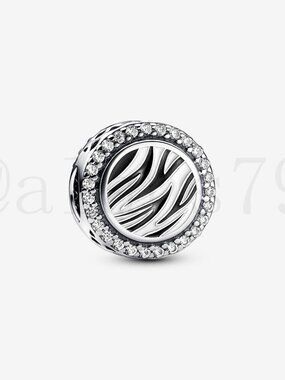 Pandora zebra print charm